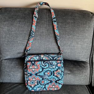 Vera Bradley CrossBody Purse “Marrakesh”
